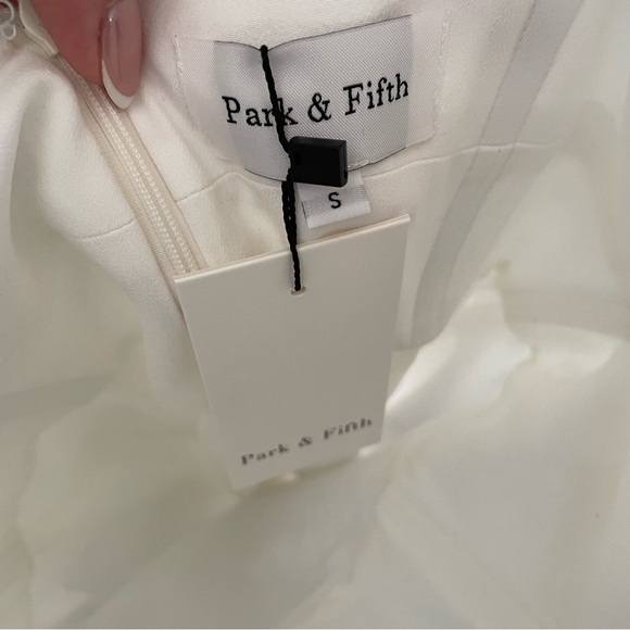 Park & Fifth Co Wren Midi Dress - Picture 6 of 6